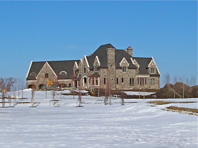 14,700 ft sq ft Home Near Orangeville, Ont Pic